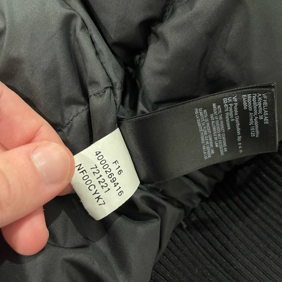 The North Face Bomber Parka Jacket - Picture 6 of 9